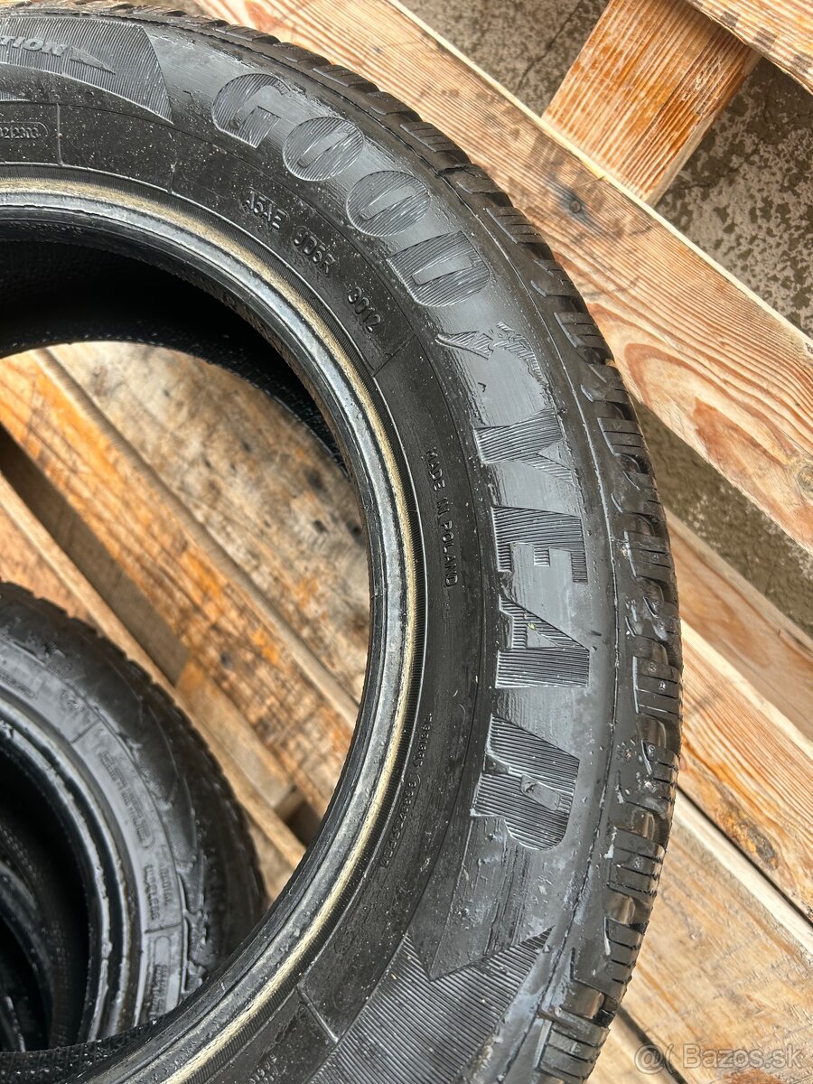 GoodYear ultragrip8 195/65/15” - 2