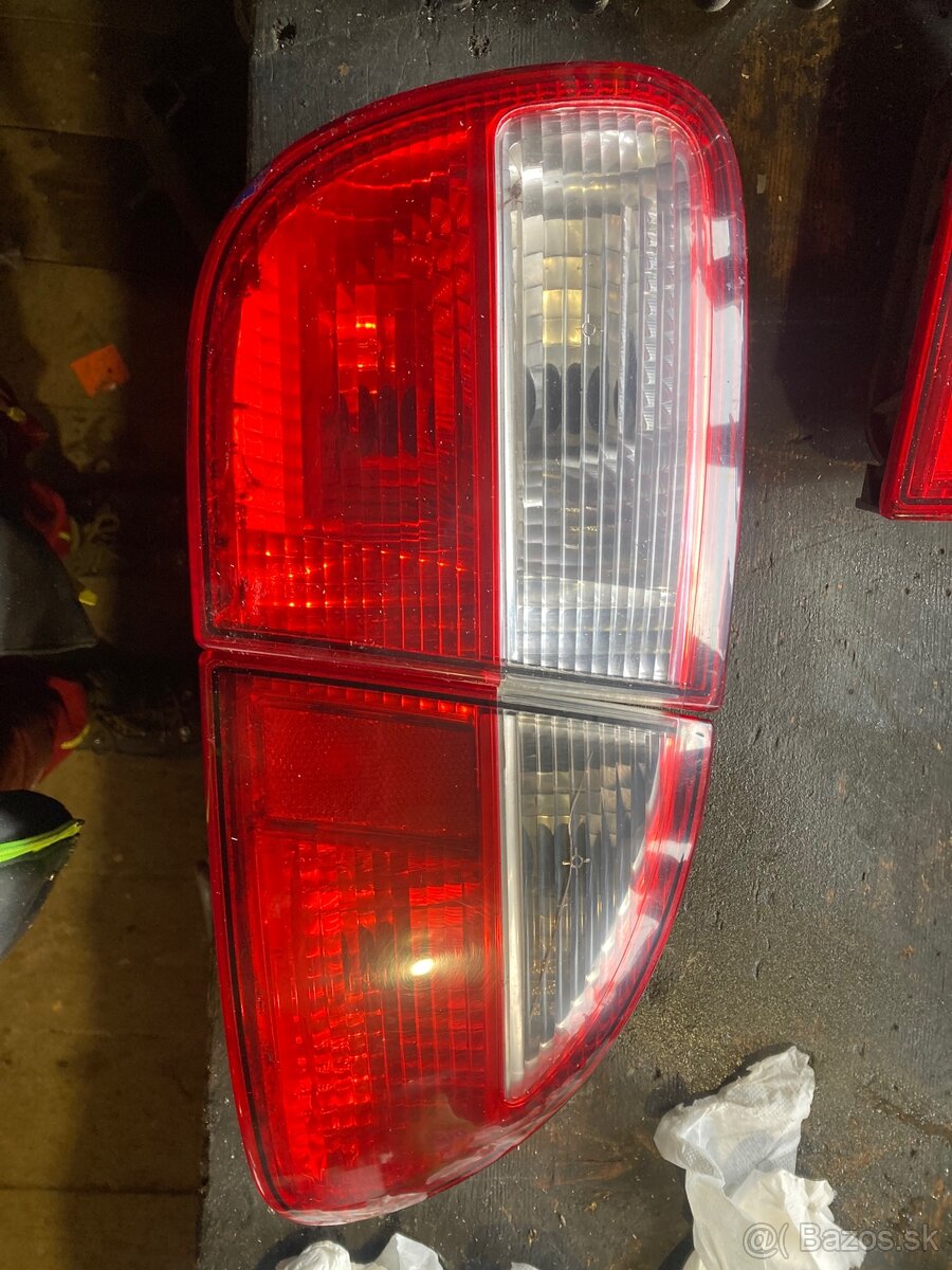 Svetla Seat leon 1m - 2