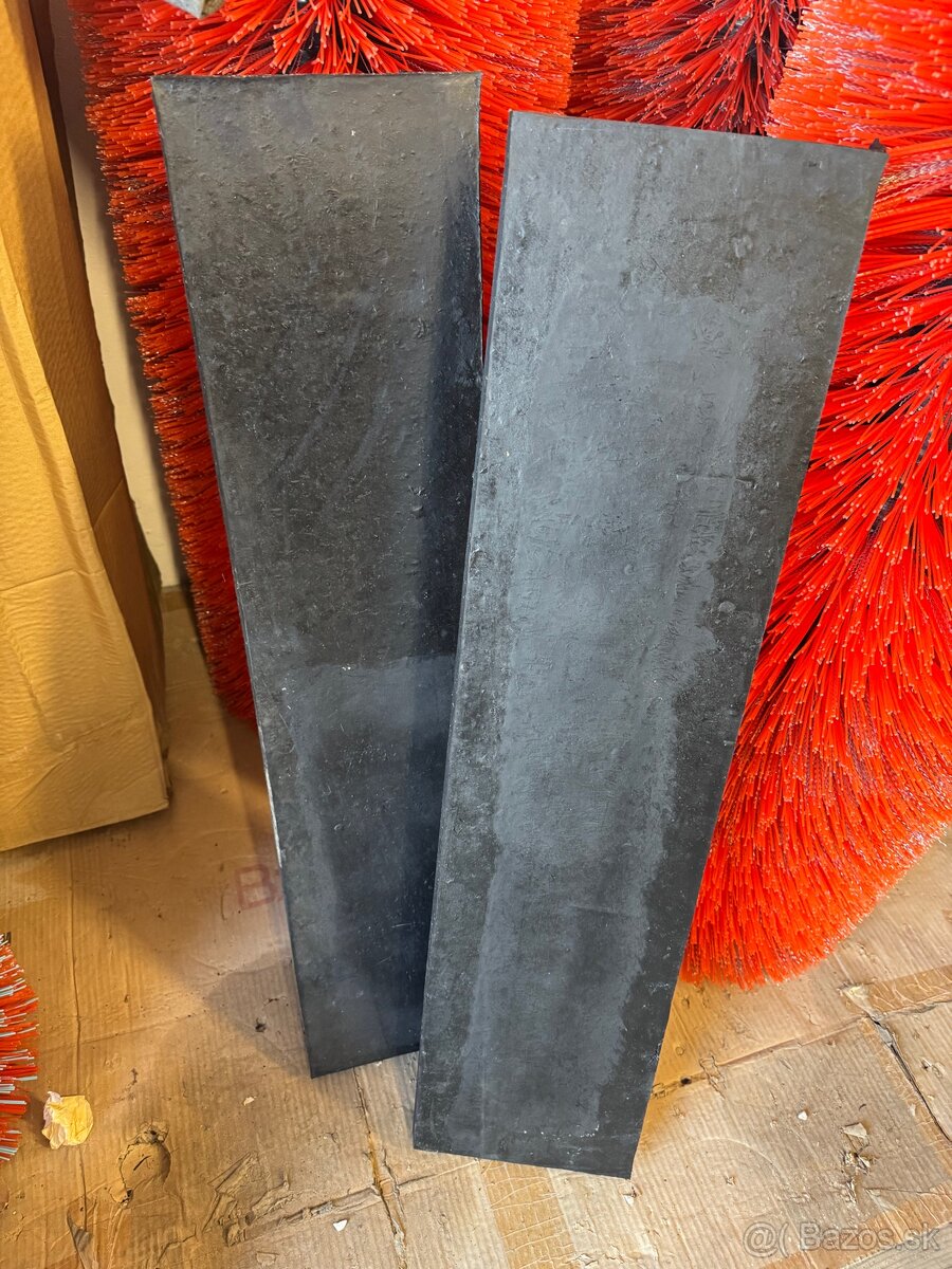 Gumené brity na radlice - 2