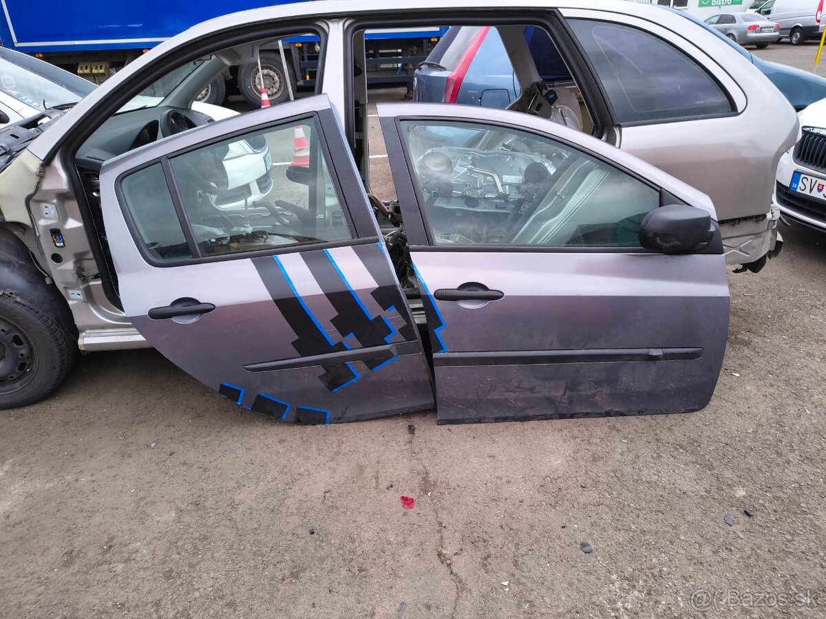 Clio r.v.2009 - 2