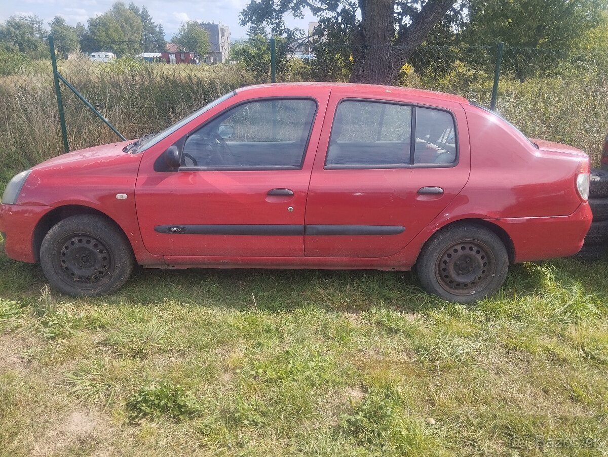 Renault clio - 2