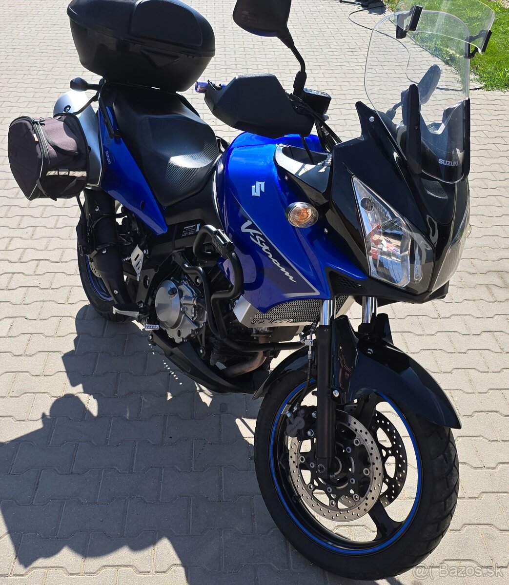 Suzuki V strom DL650 - 2