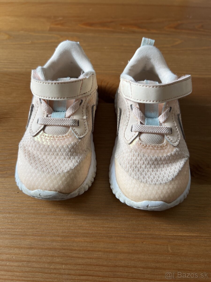 nike detske tenisky velkost C6 - 2