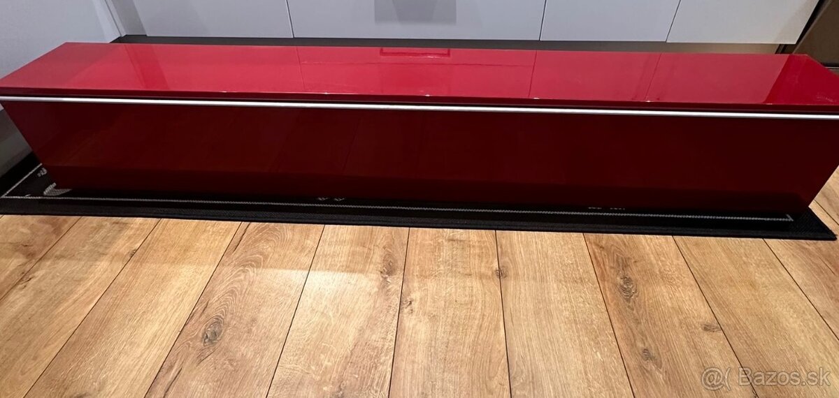 Závesné poličky - 2