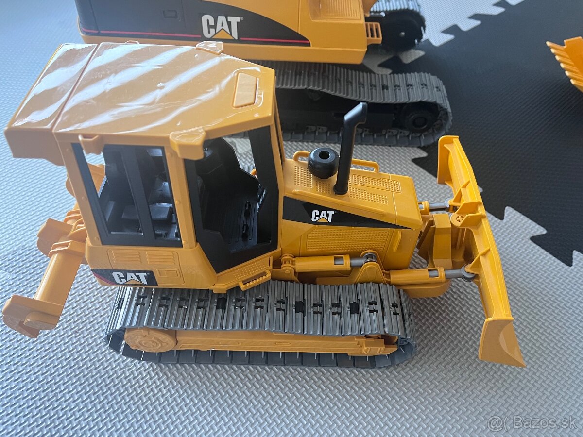 Bruder cat bager - 2