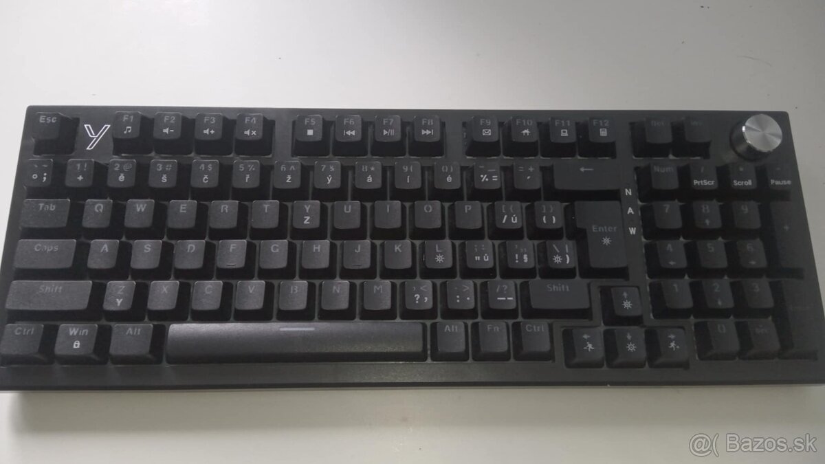 YENKEE YKB 3510 APEX - 2