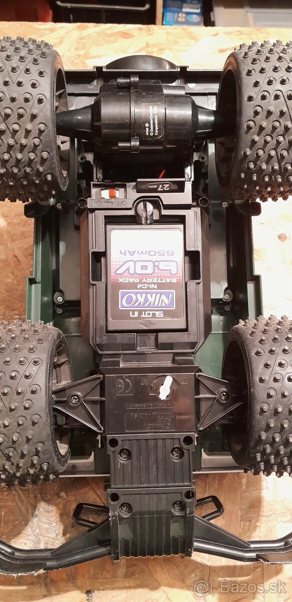 Retro hracka auto nikko - 2