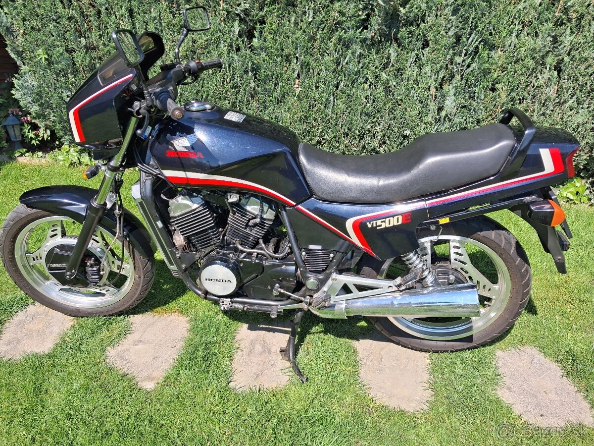 Honda VT 500E - 2