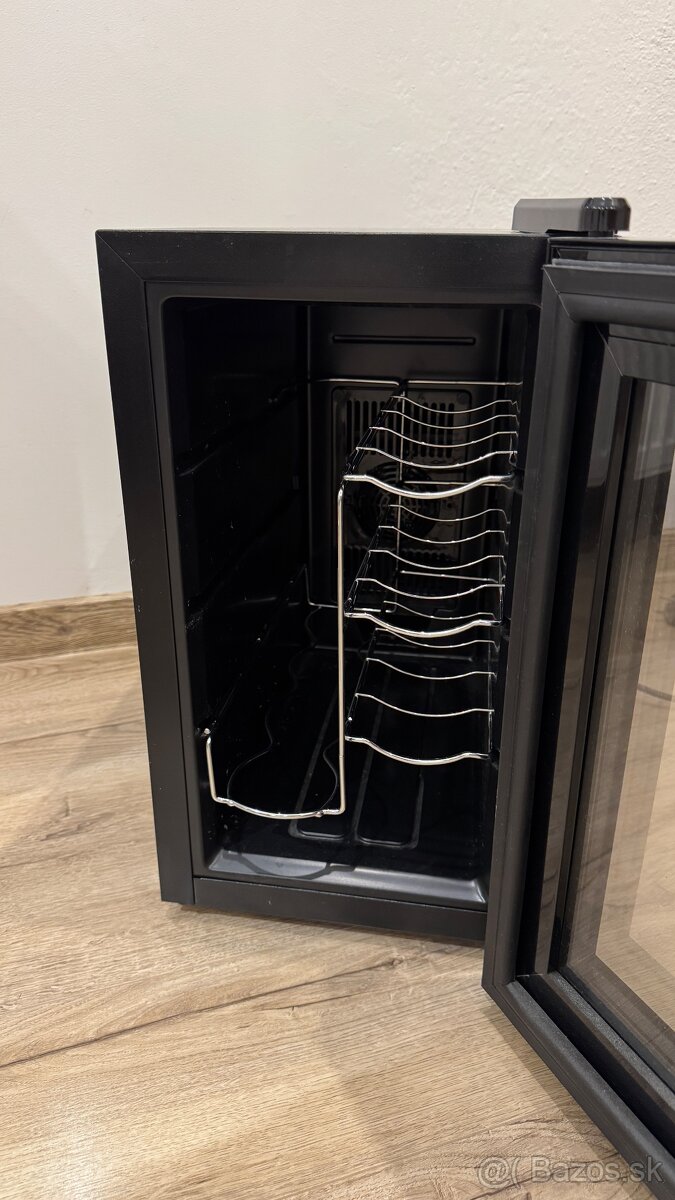 Chladnička na víno Philco 21L - 2
