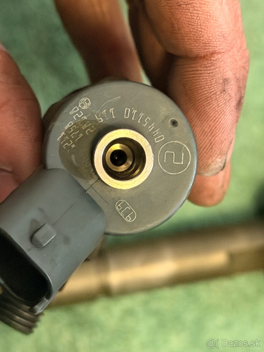 Vstrekovače Bosch 0445110119 - 2