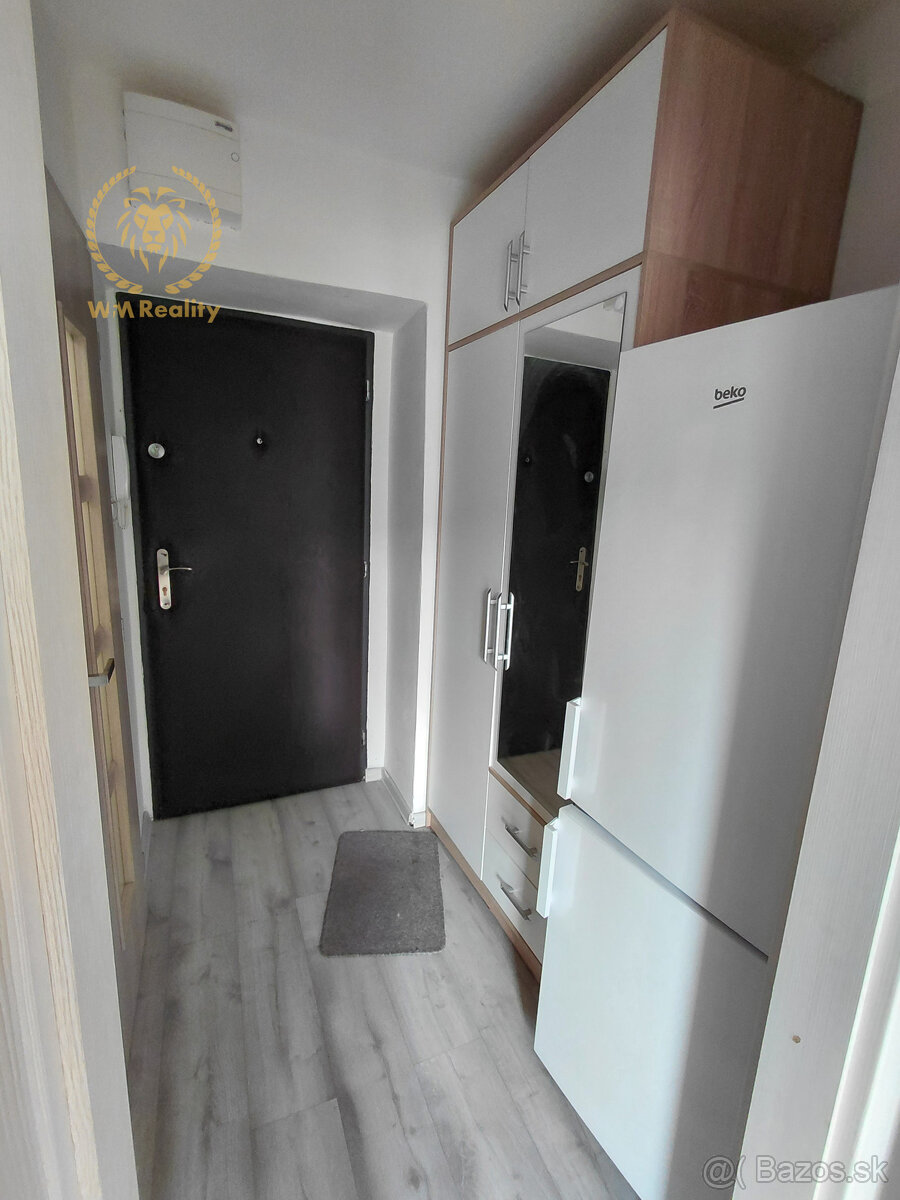 REZERVOVANÉ Na prenájom 1 izbový byt Martin Centrum - 2