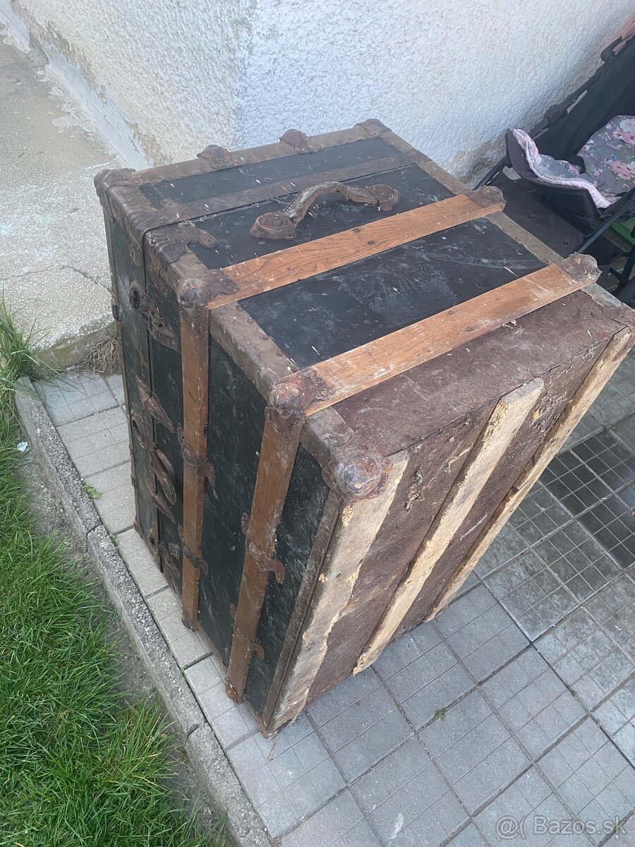 Starý lodný kufor - 2