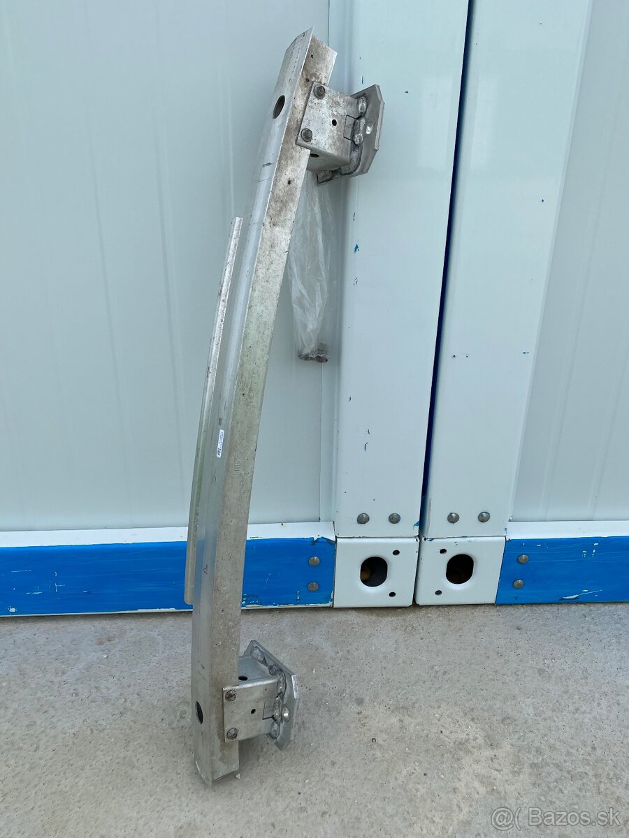 Výstuha nárazníka BMW X3 2017 - 2