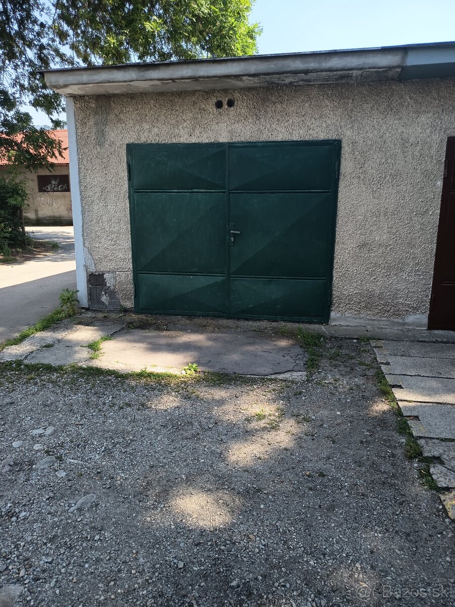 Garáž - 2