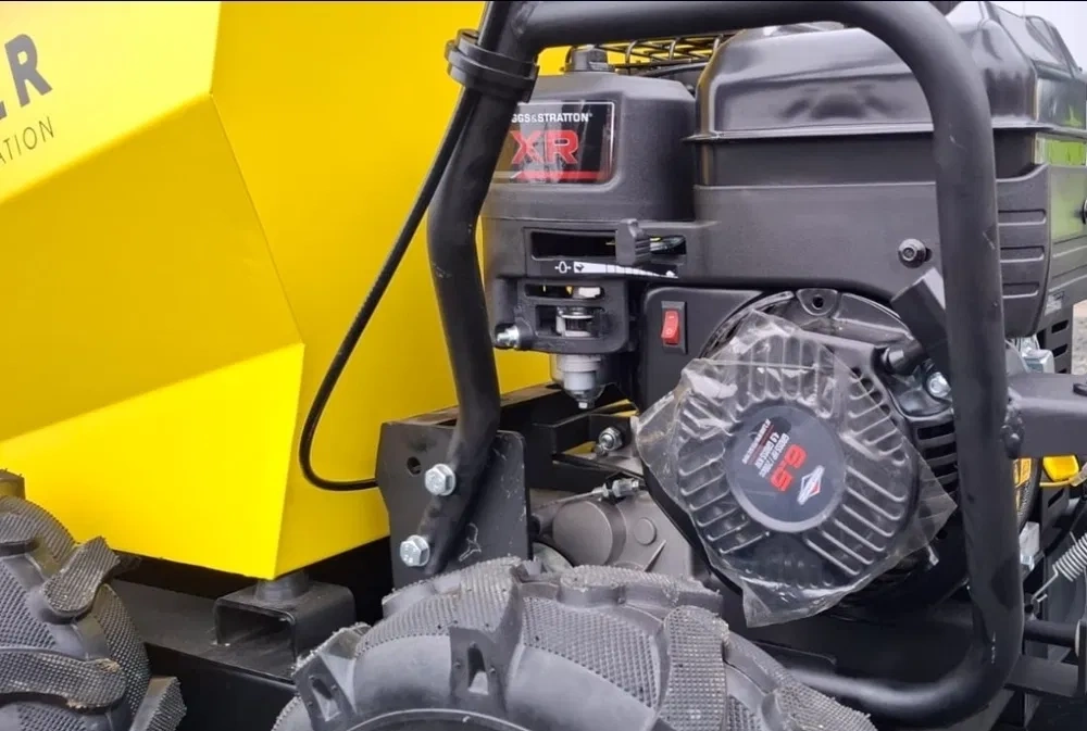 Motorový fúrik 4x4, motor Briggs & Stratton 7 HP - 2