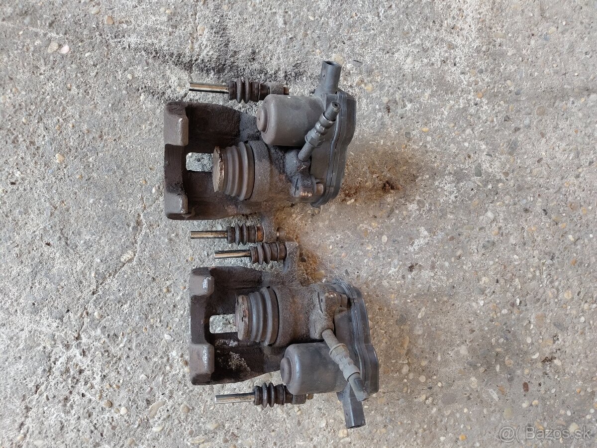 Strmene Audi A4 B8 S-line - 2