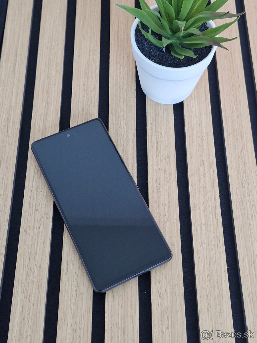 Google Pixel 7 Obsidian, 1 rok záruka - 2