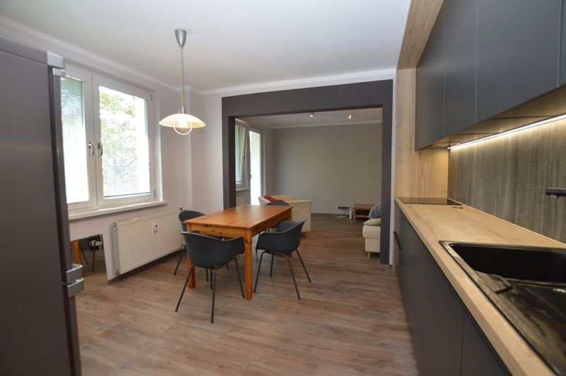 Na prenájom moderný 3izb, Azalkova, 79m2, loggia, p.3/7, kom – foto 2