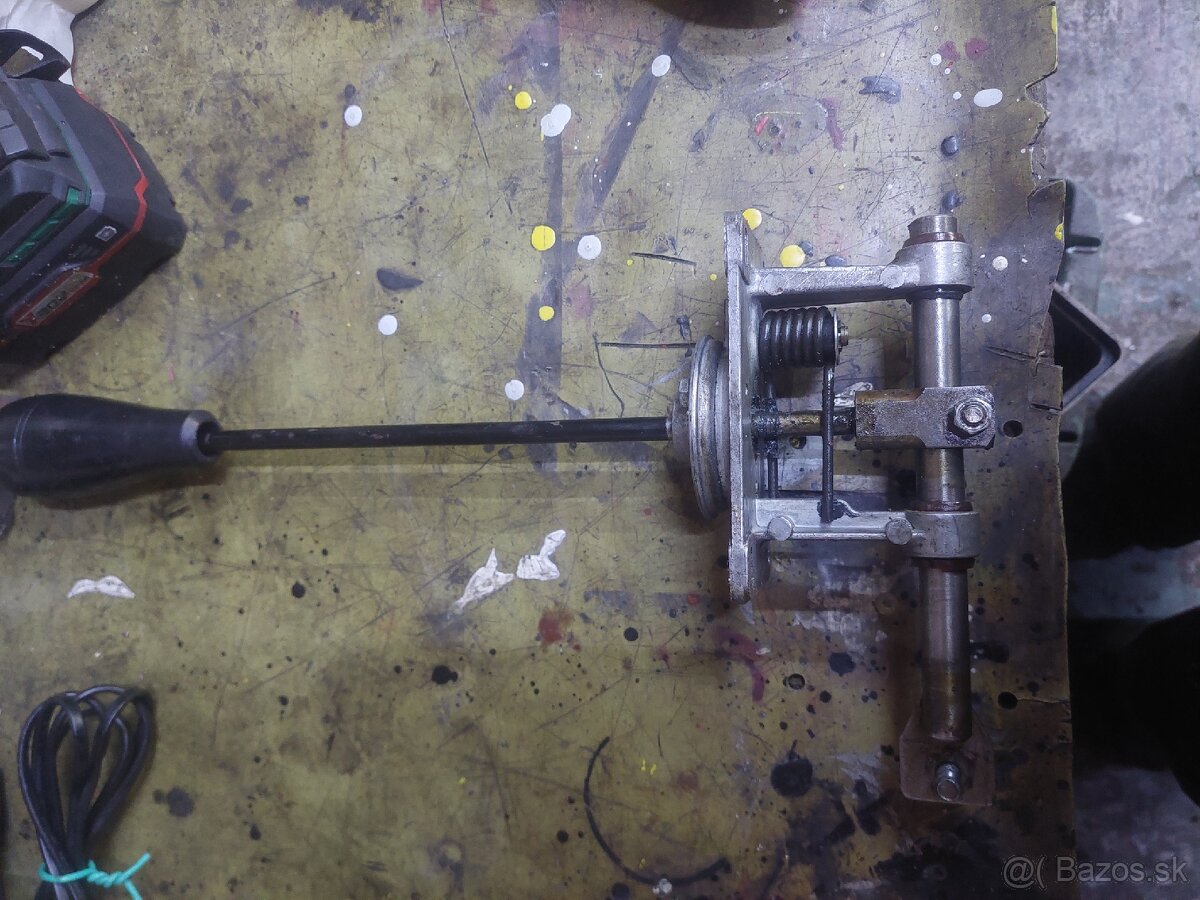 Kulisa radenia skoda 105 - 2