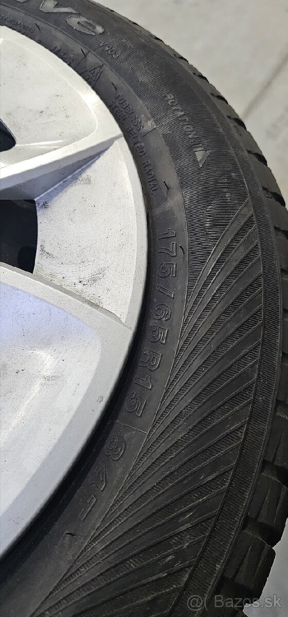 Disky Suzuki 15" plus pneu 175/65r15 Yokohama - 2