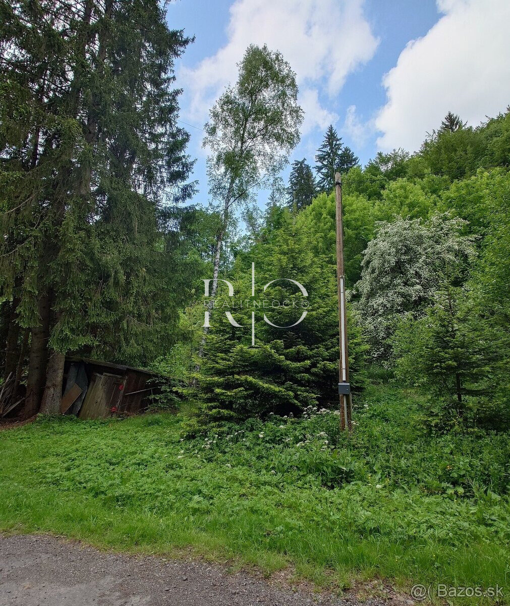 Na predaj stavebný POZEMOK - KREMNICA - 2