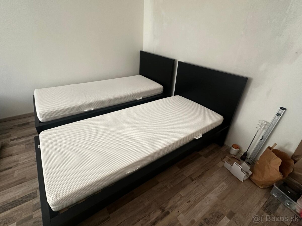 2 postele 90x200 s rostom a matracom - 2