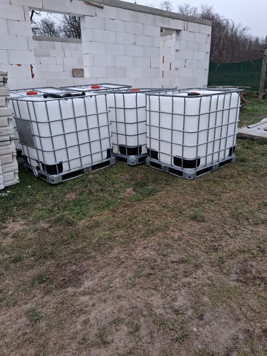 Predám IBC 1000l čisté - 2