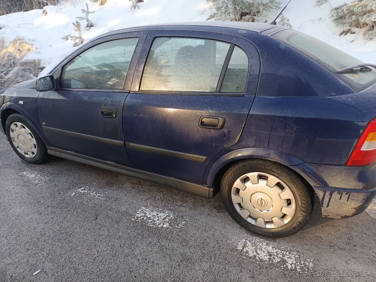 Opel Astra G - 2