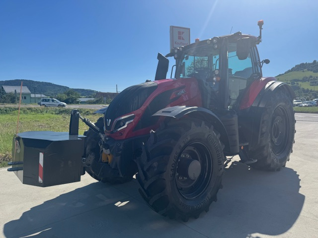 Valtra T235 VERSU UNLIMITED možný odpočet Dph - 2