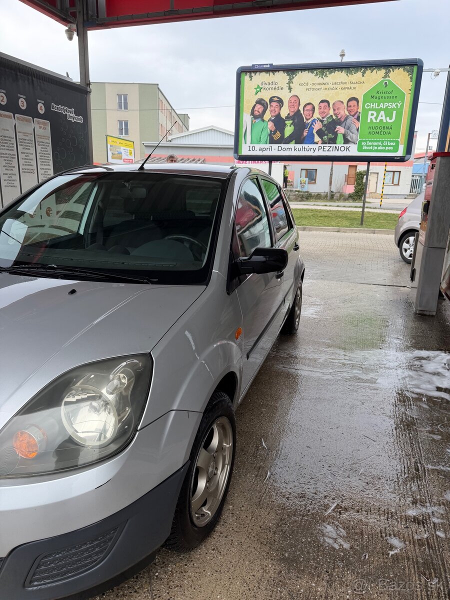 Ford fiesta 1.4 - Nafta - 2