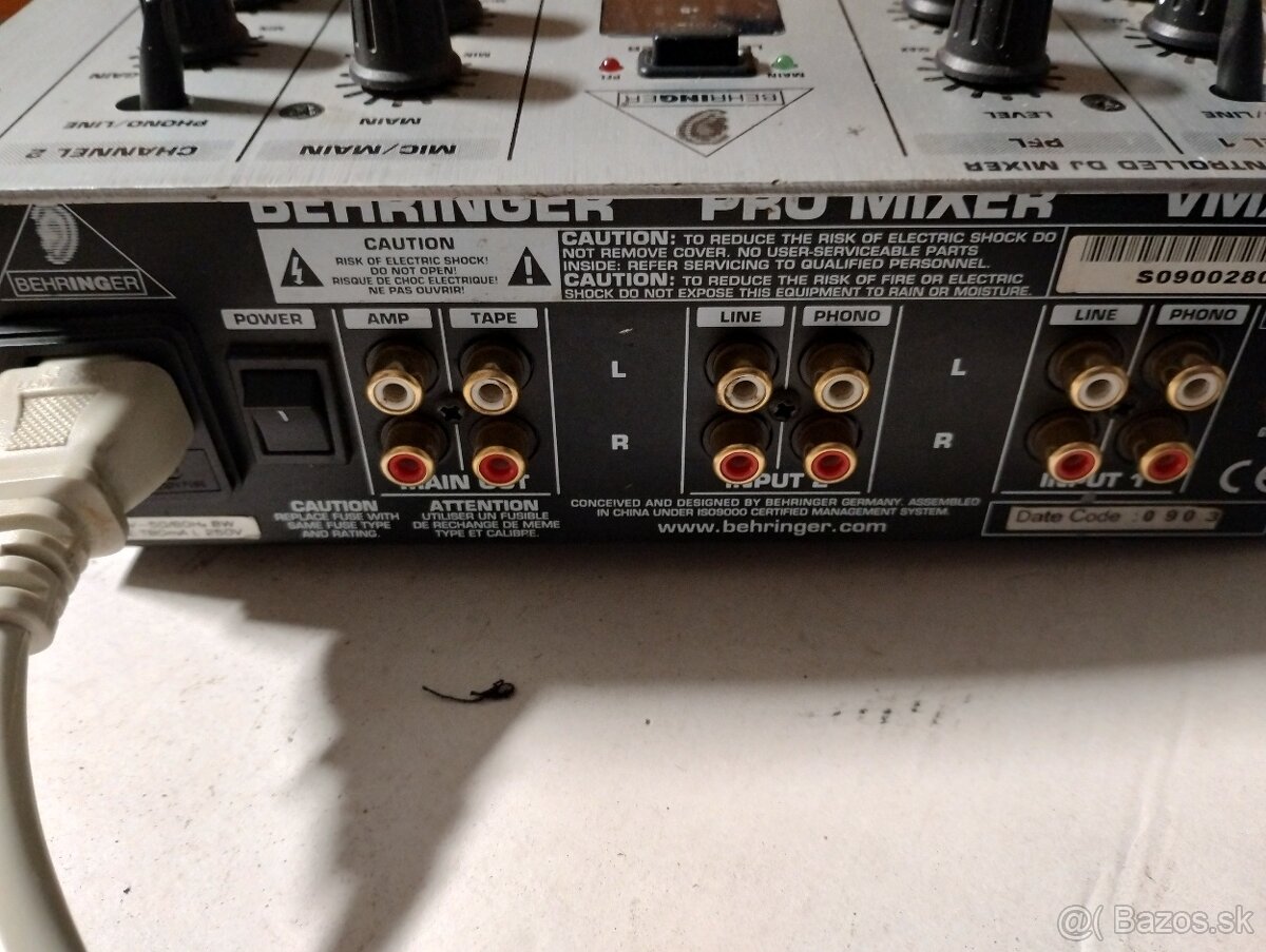 Behringer VMX 100 mixážny pult - 2