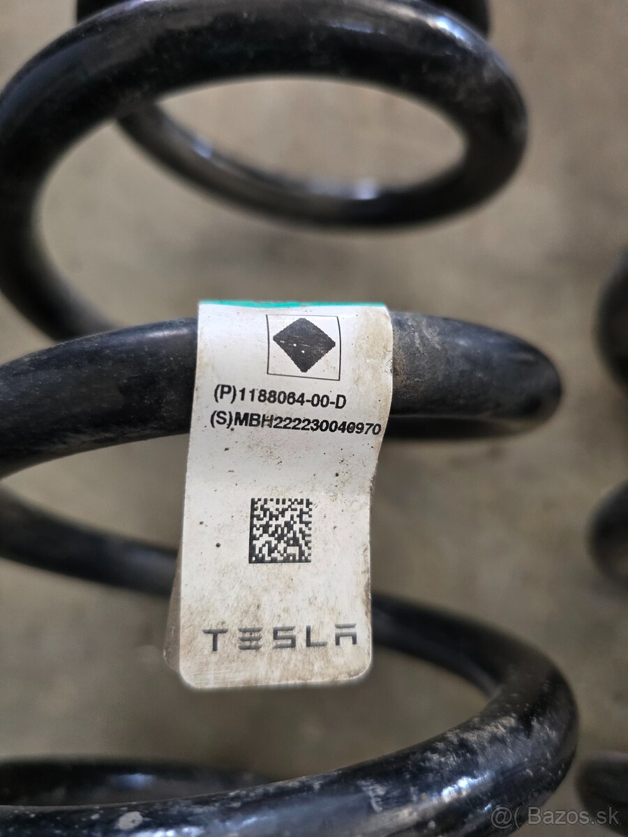 Tesla y 2023 pružiny predné 1188064-00-D - 2
