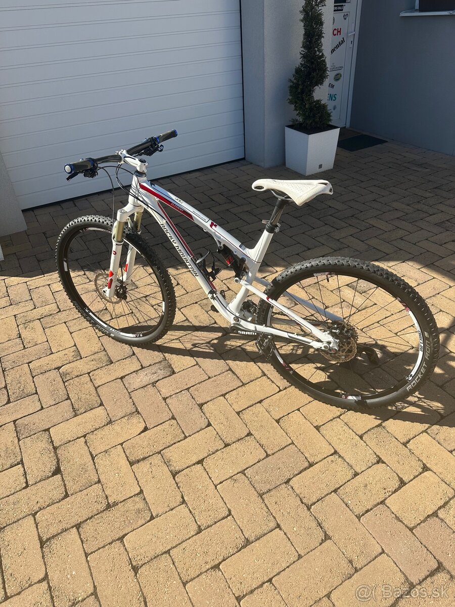 Rocky Mountain Element 970