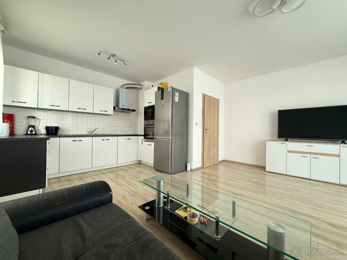 Slnečný 3 izbový byt Dunajská Lužná -PREDAJ - 2