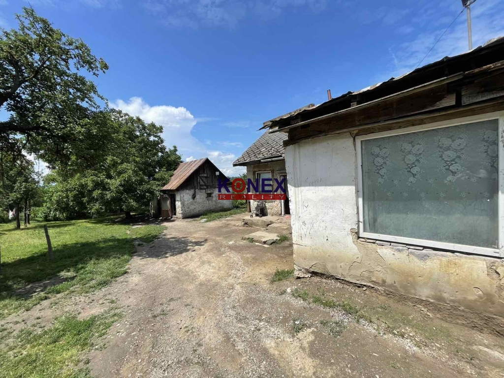 Rodinný dom v obci Trhovište. - 2