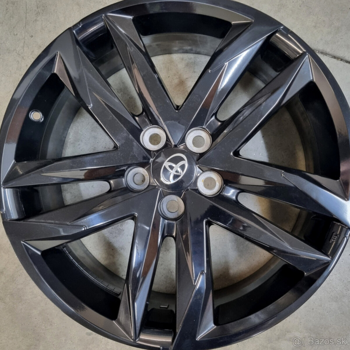 Hliníkové Toyota disky 5x114,3 R19 7,5J ET50 - 2