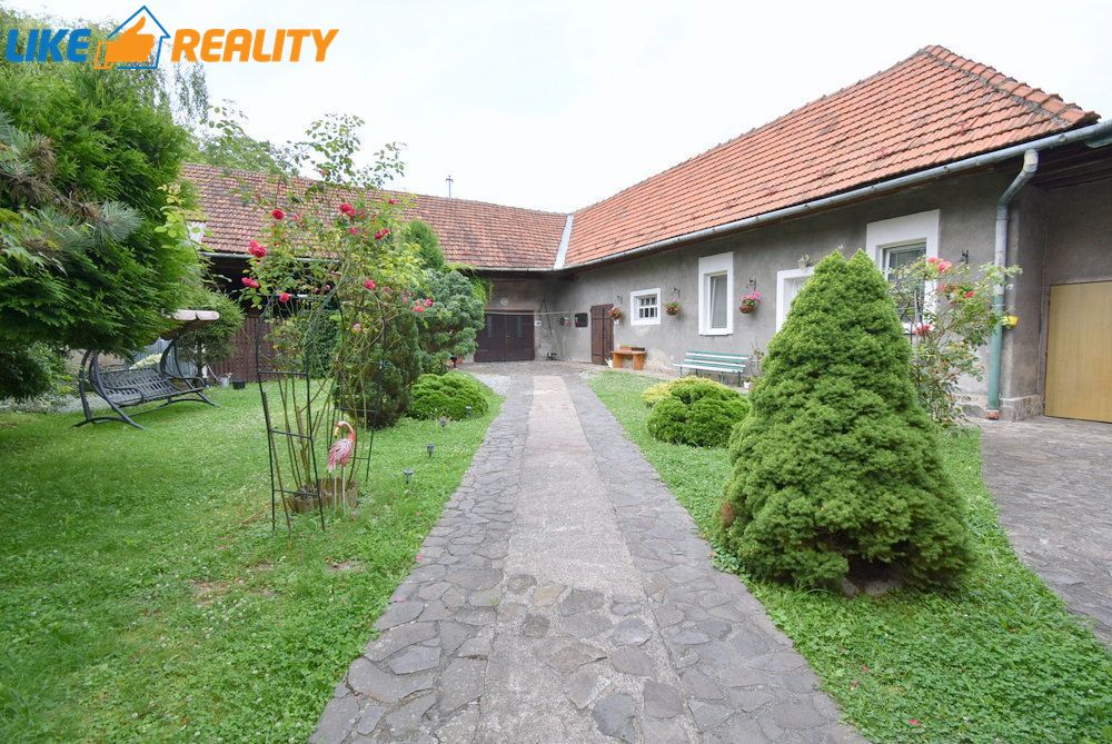 Predaj rodinného domu s veľkým pozemkom v Sučanoch - 2