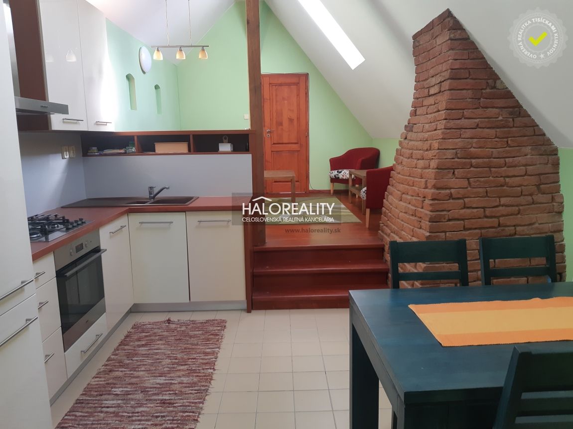 HALO reality - Prenájom, trojizbový byt Levoča, Kláštorská - 2