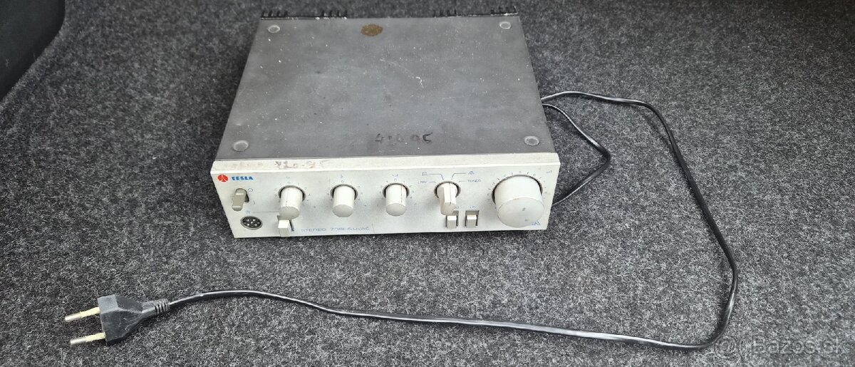 Zosilňovač TESLA Z710A - 2