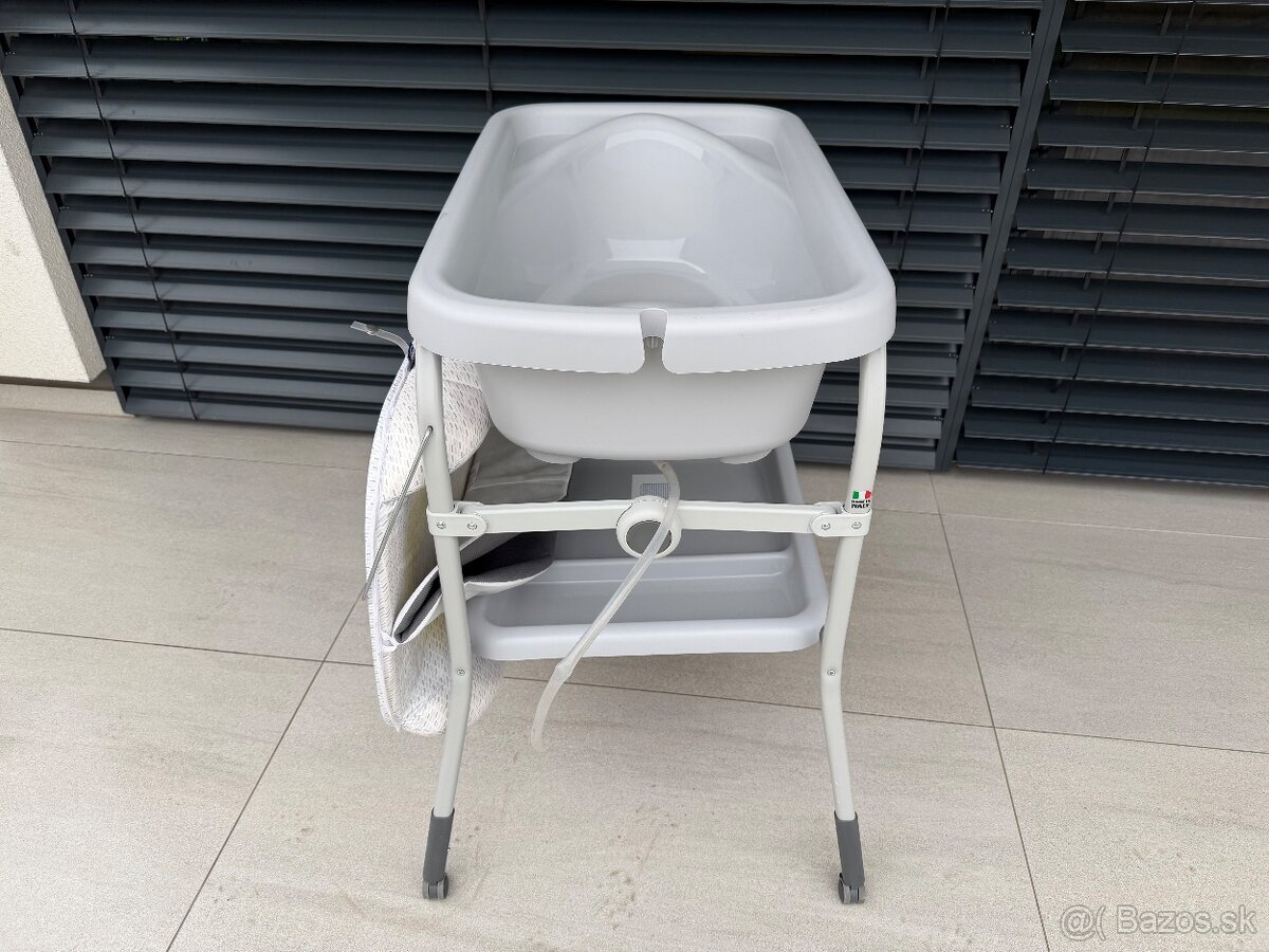 CHICCO Stolík prebaľovací s vaničkou Cuddle & Bubble - 2