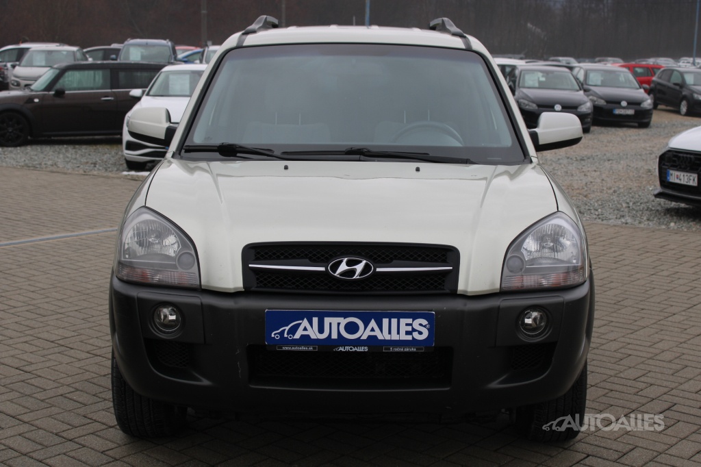 Hyundai Tucson 2,0 CRDi 82 kW 4WD DYNAMIC, STK,EK 11/2027 - 2