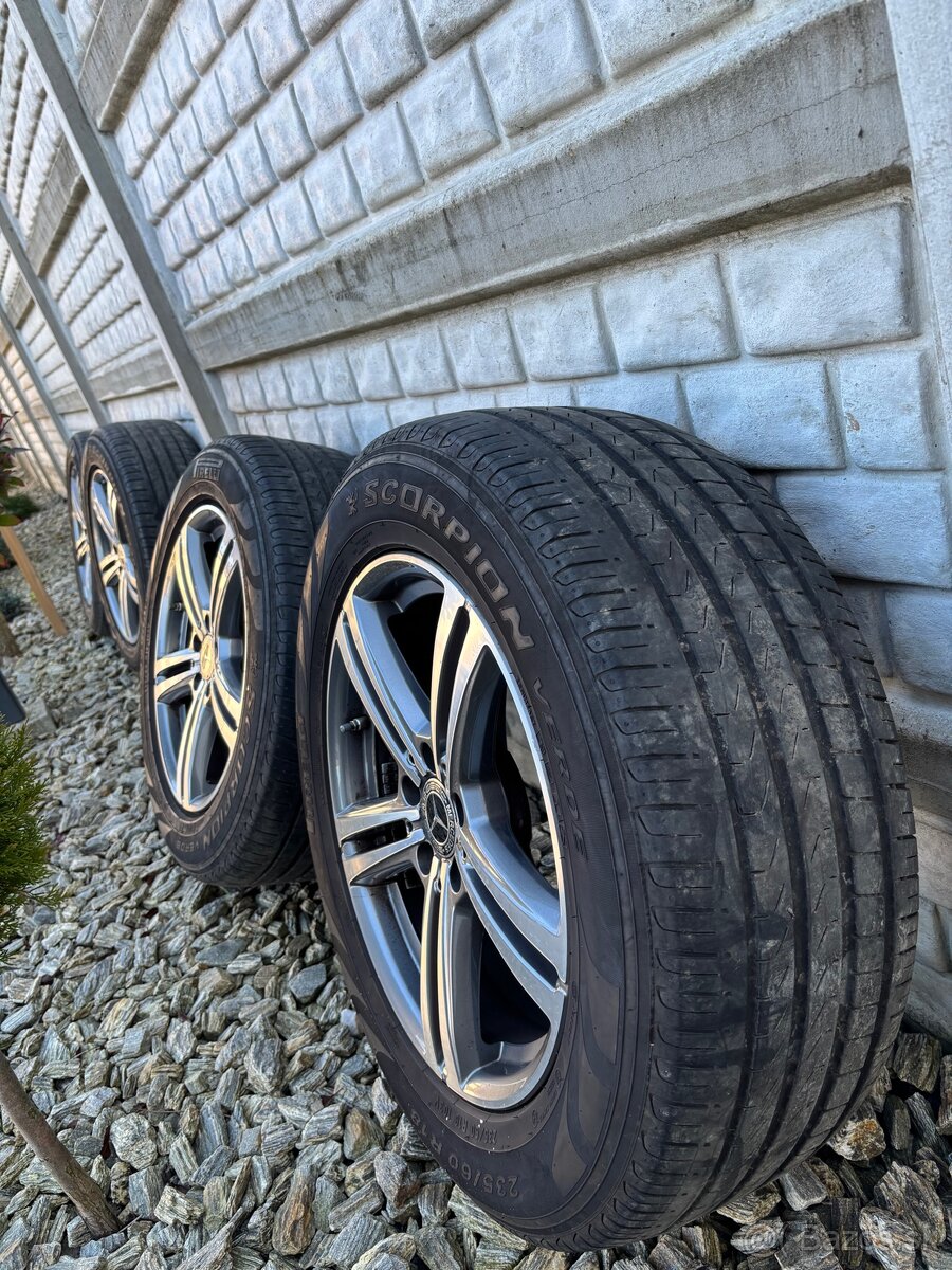 Mercedes original elektróny R18 - 2