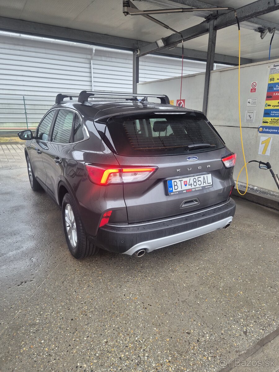 Kuga Titanium 1.5 110kw benzin 2021 - 2