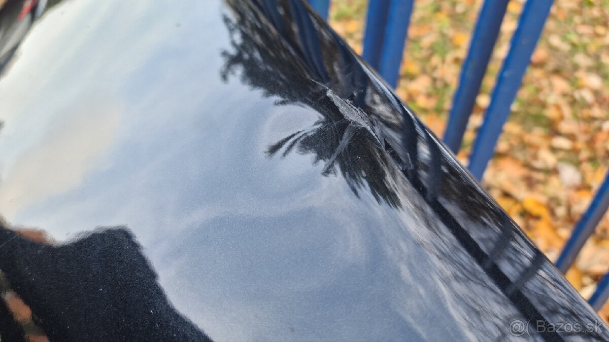 Blatník na BMW e90 - 2