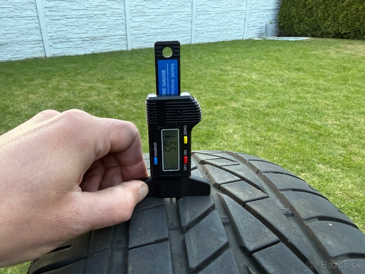 GoodYear 245/45 r19 - 2