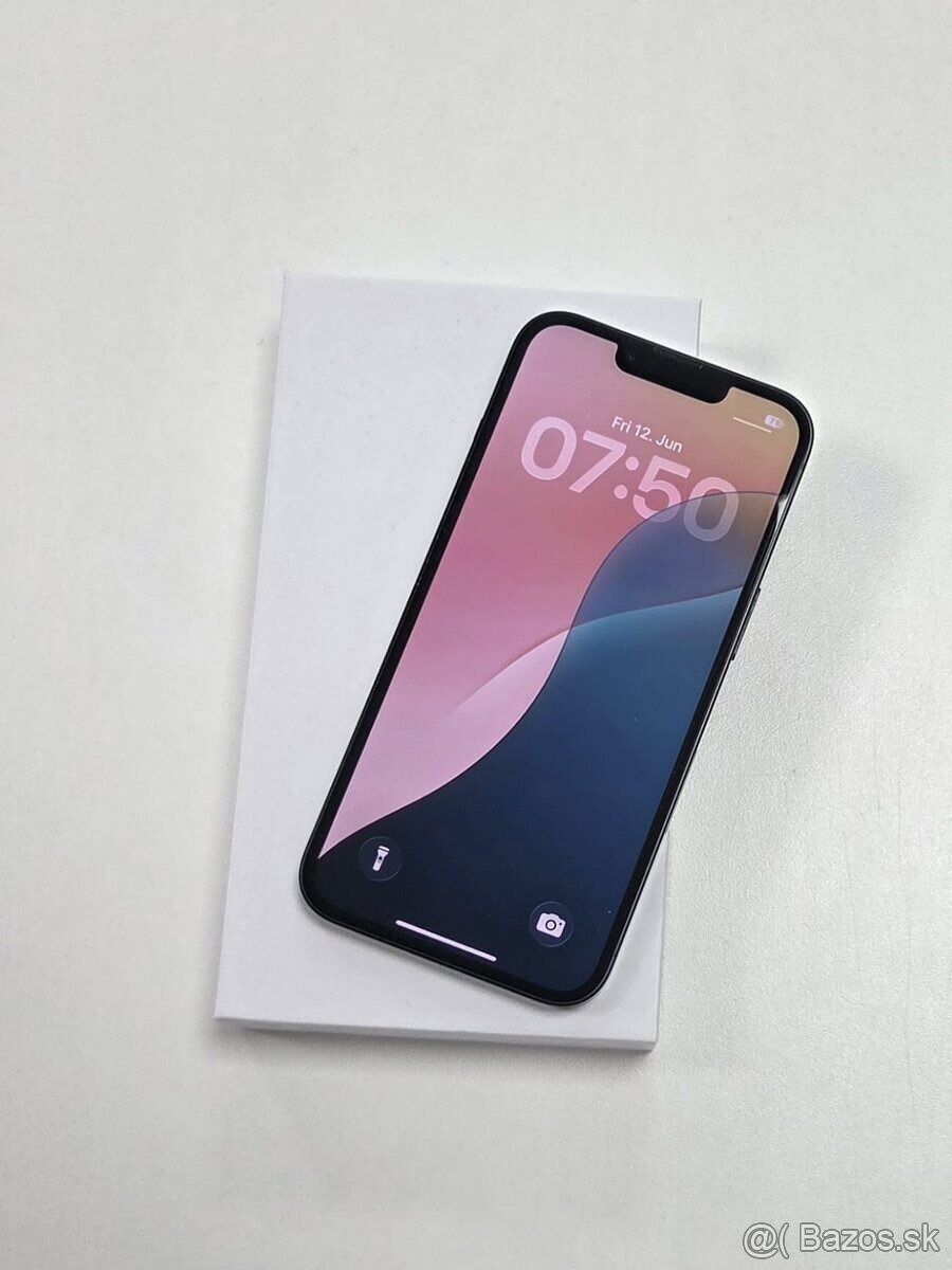 iPhone 13 128GB - 2