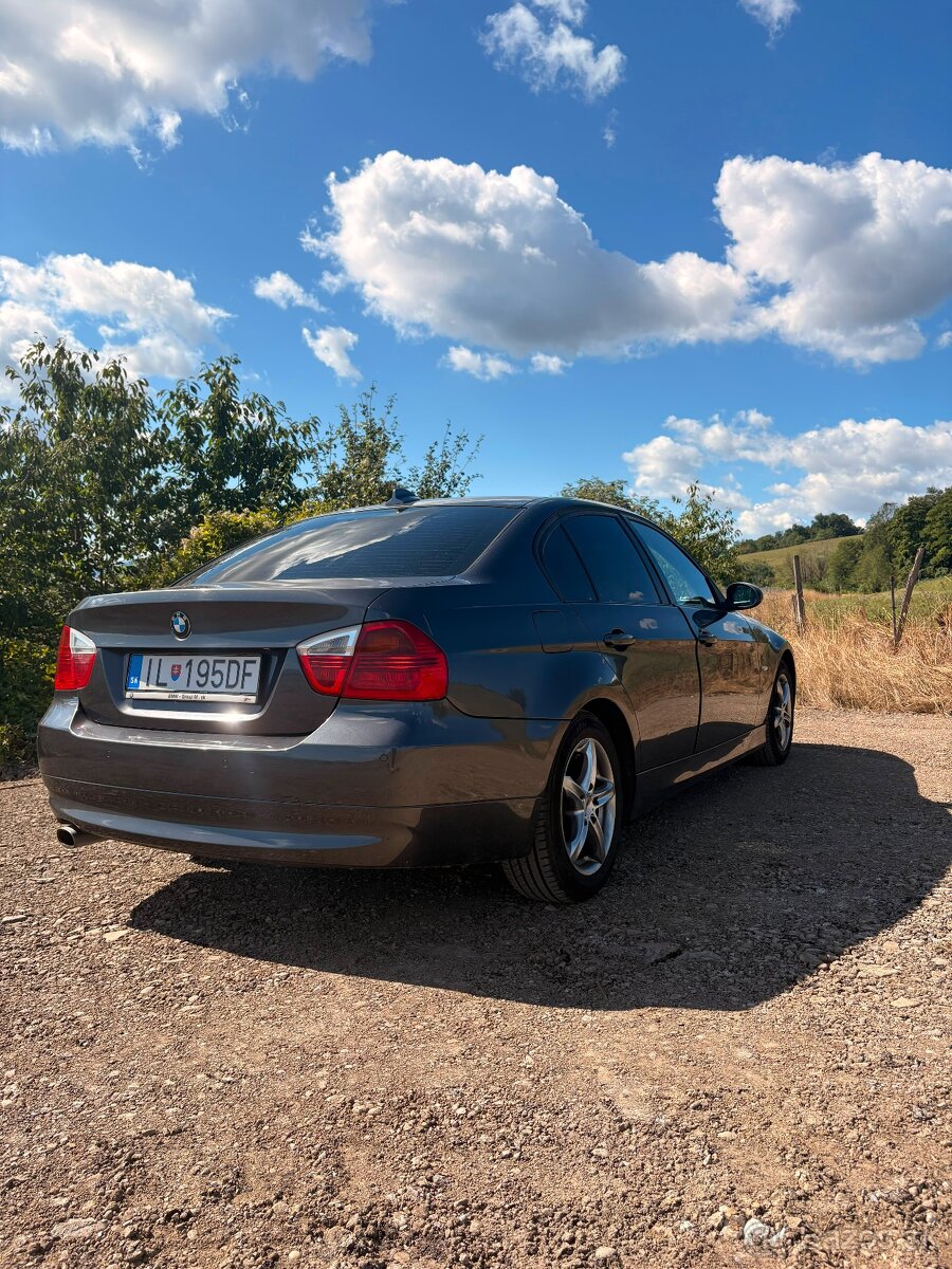 Predám BMW e90 318d - 2