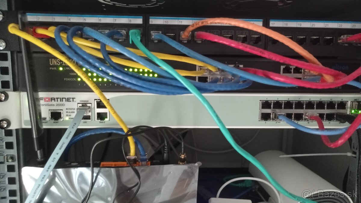 Fortinet Fortigate 200D + SFP - 2