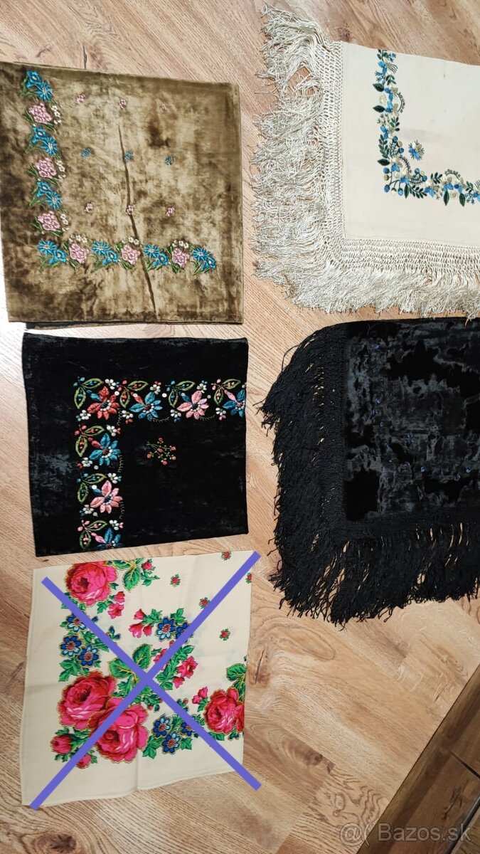 Staré Slovenské kroje 1. - 2