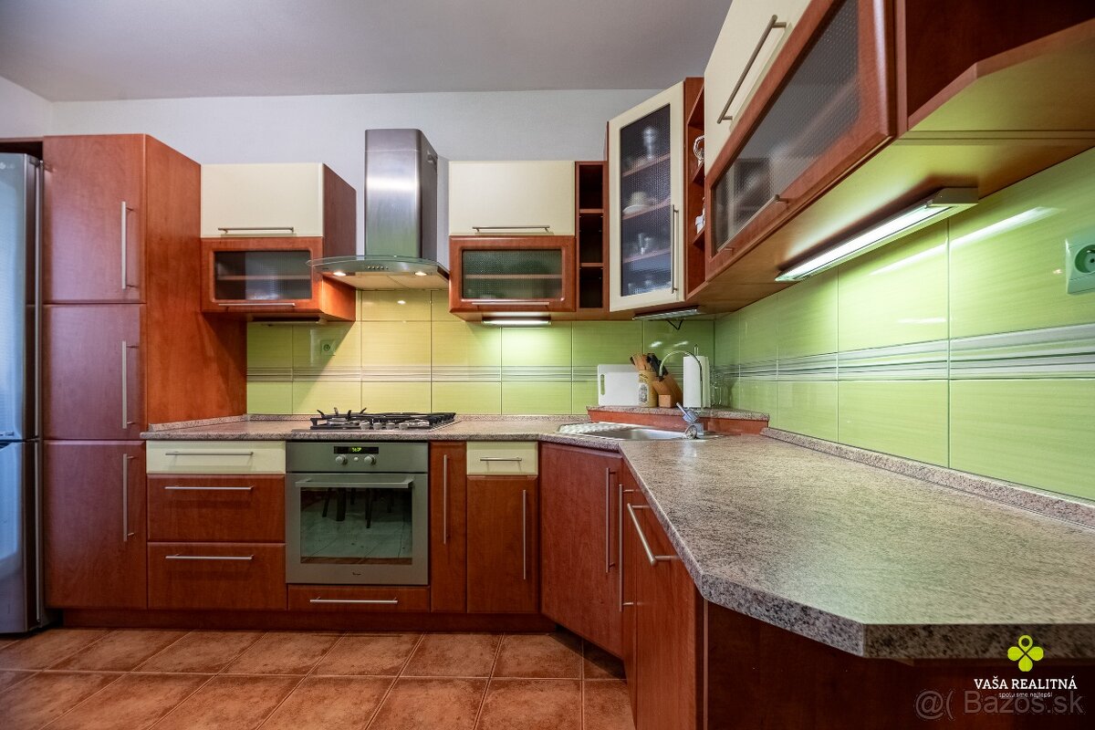 Pekný trojizbový byt Prievidza s lodžiou ul. Dúbravská - 2